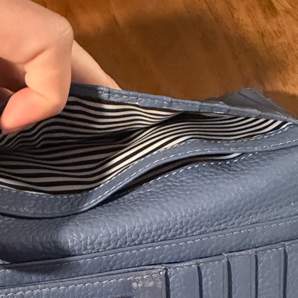 Kate Spade Wallet - Picture 4 of 7